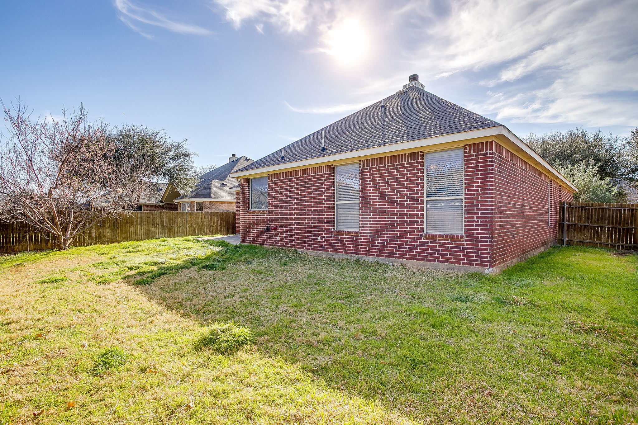 912 Robbins Way Saginaw TX 76179