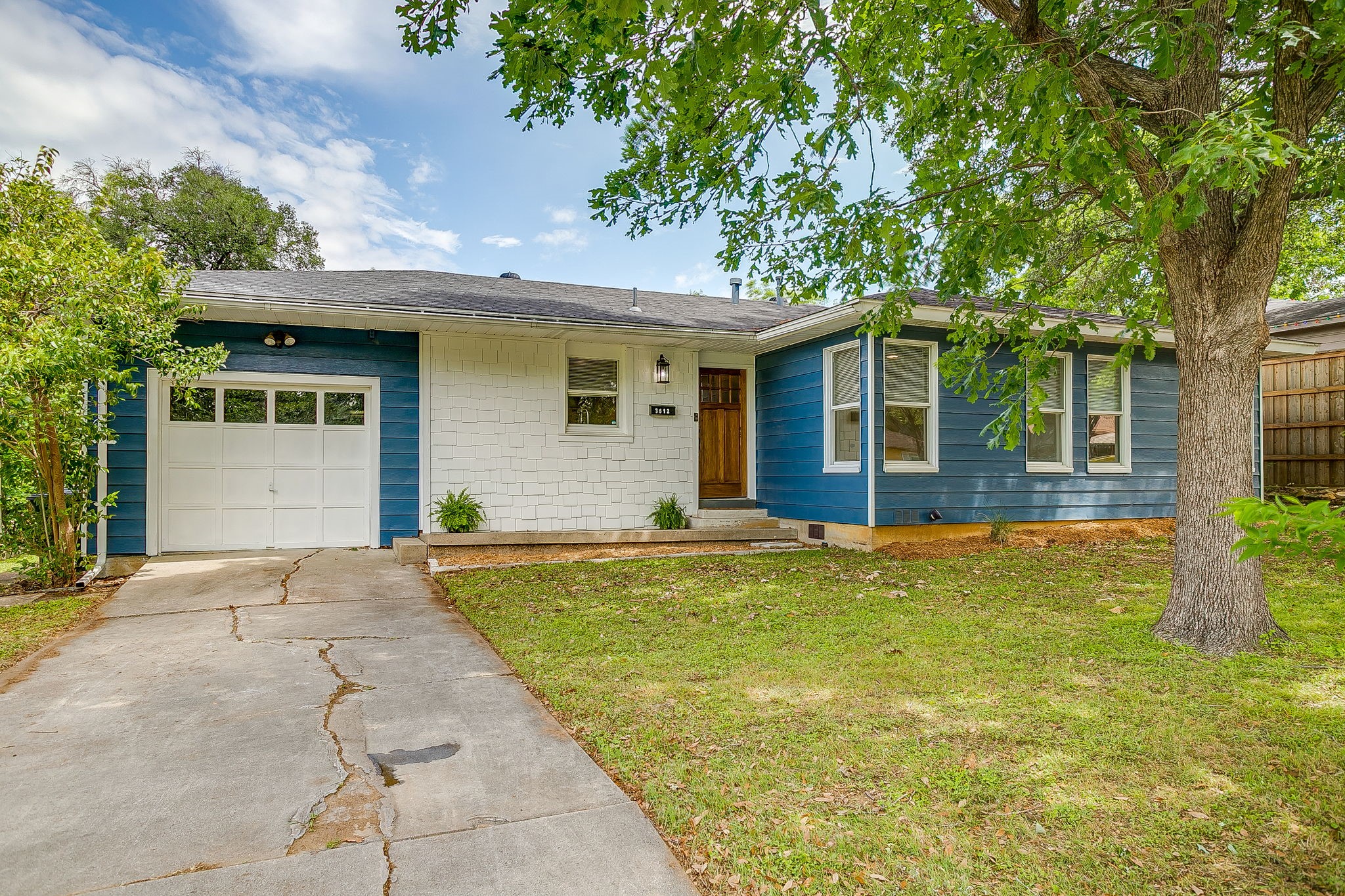 3512 Binyon Avenue Fort Worth TX 76133