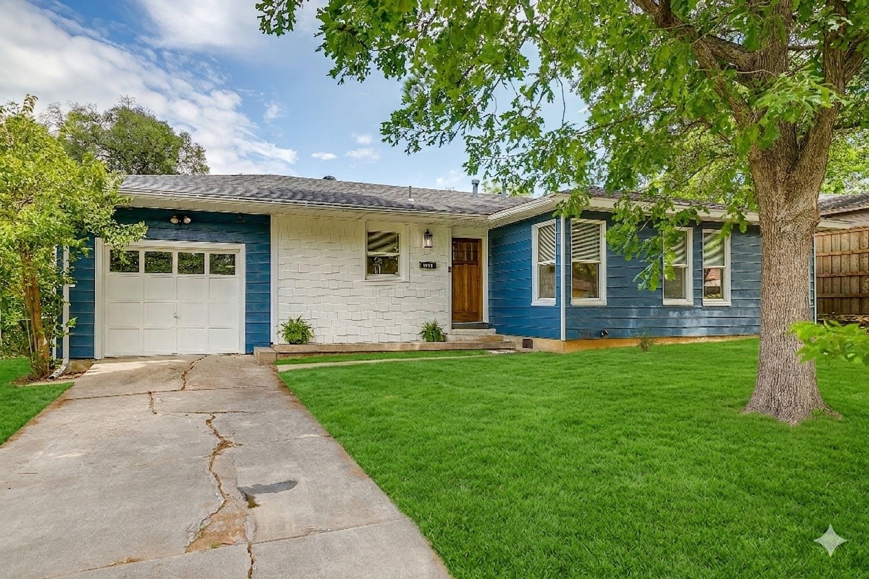 3512 Binyon Avenue Fort Worth TX 76133