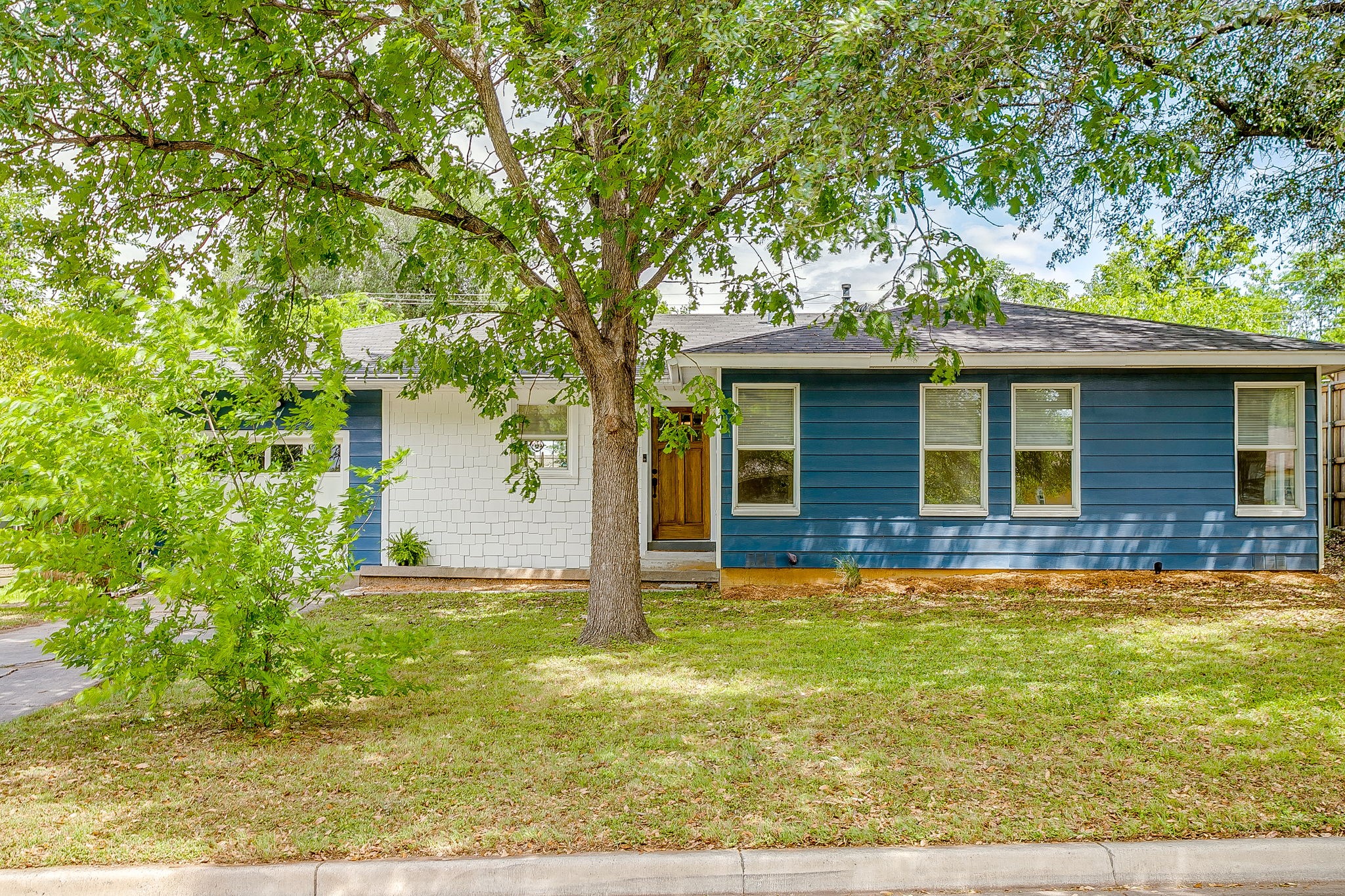 3512 Binyon Avenue Fort Worth TX 76133