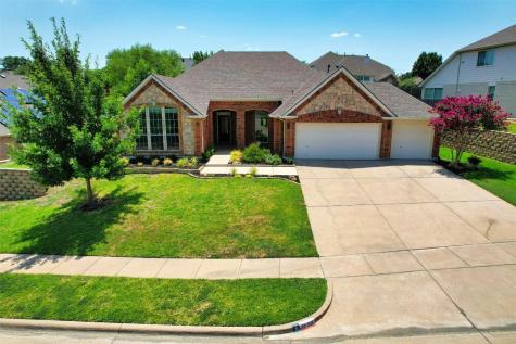 2423 Pebblebrook Court Grand Prairie TX 75050