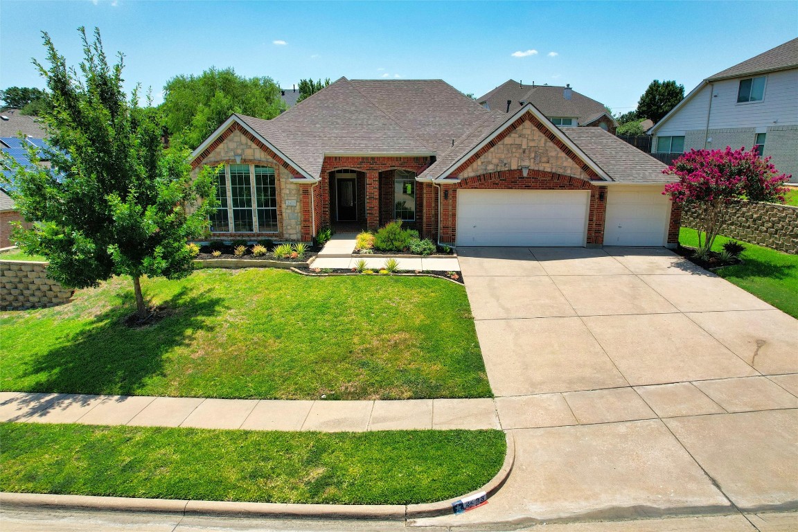 2423 Pebblebrook Court Grand Prairie TX 75050