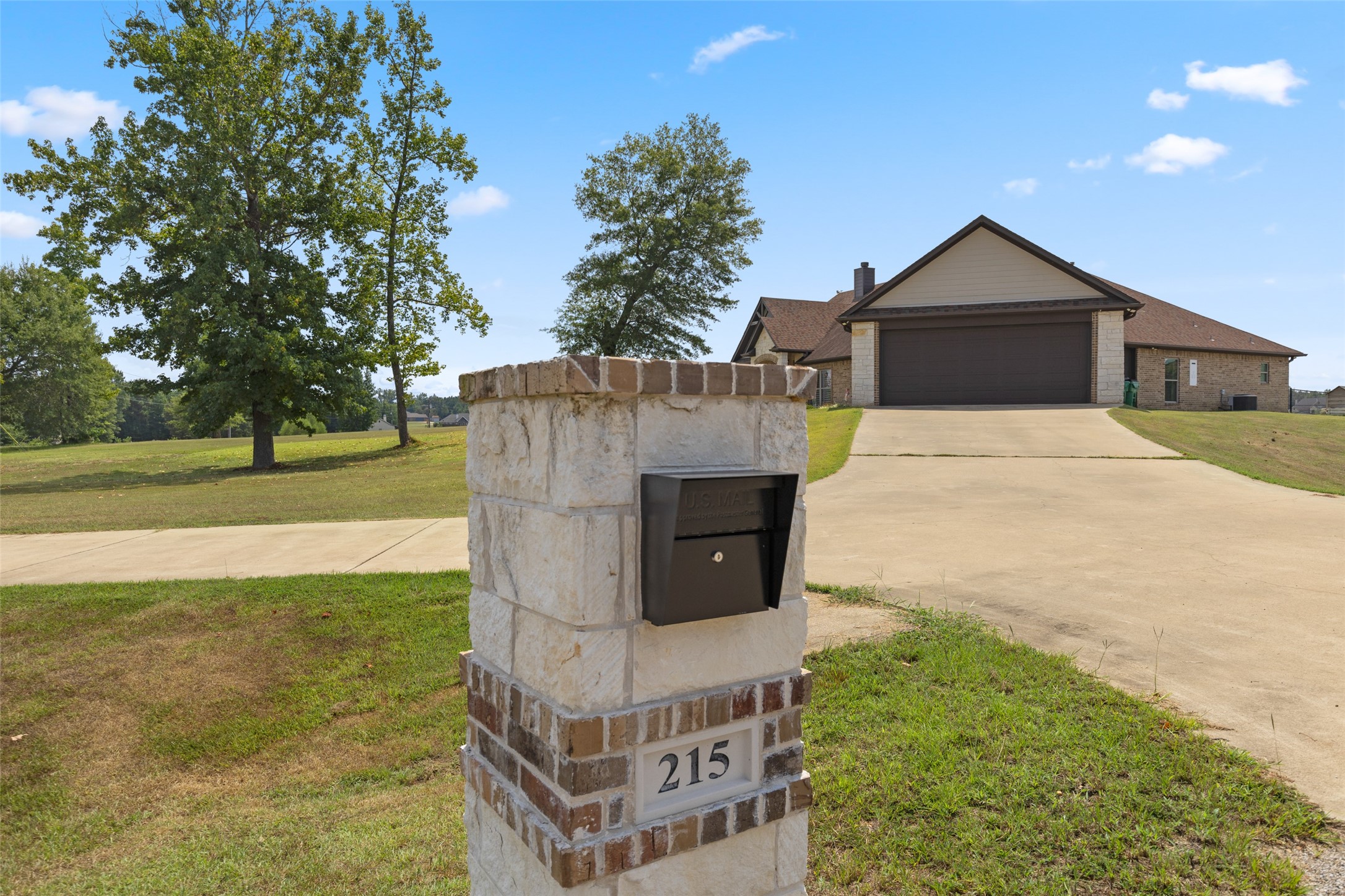 215 Deerfield Lake Circle Hallsville TX 75605