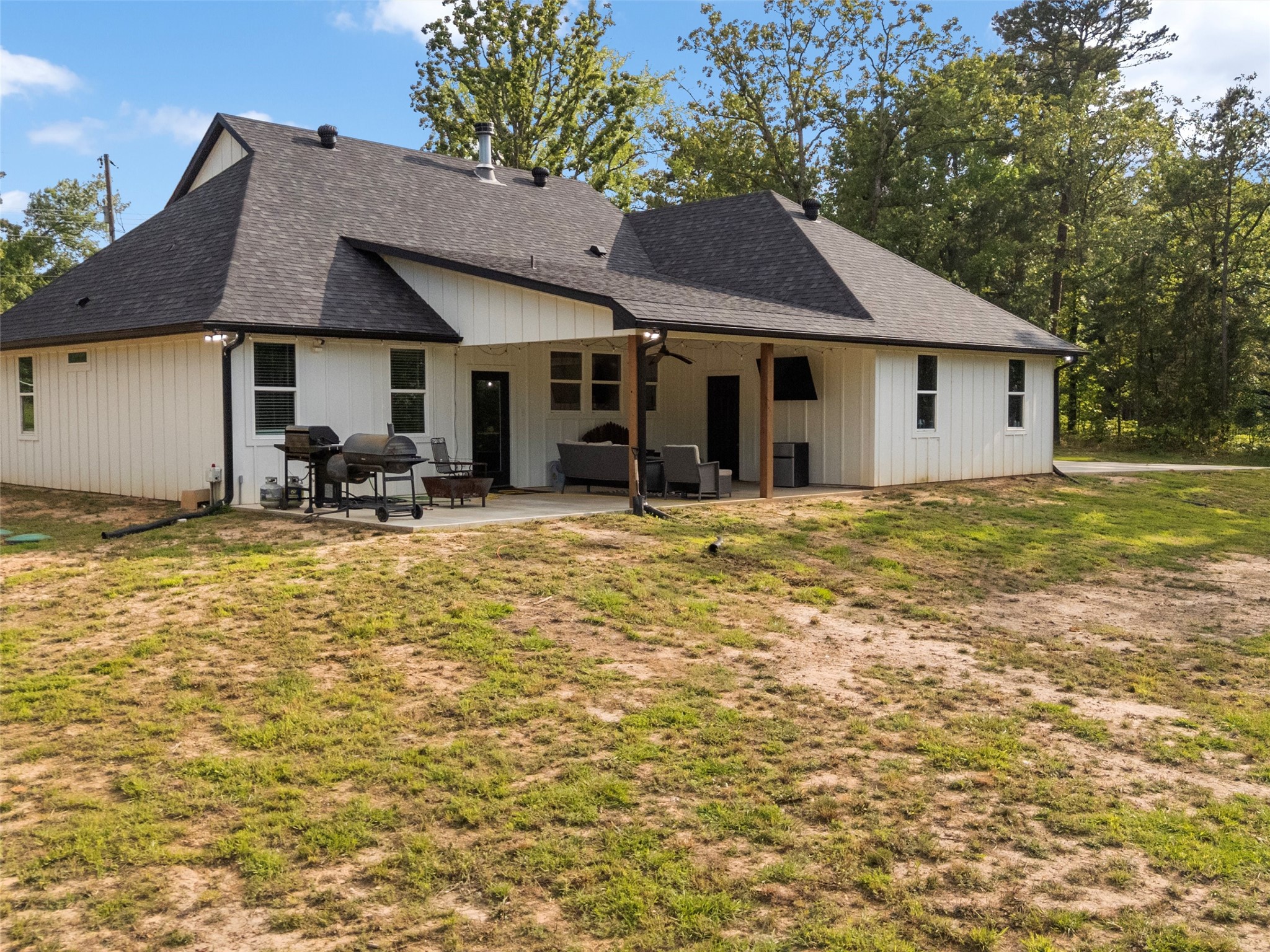 1562 N Willow Oak Road Gladewater TX 75647