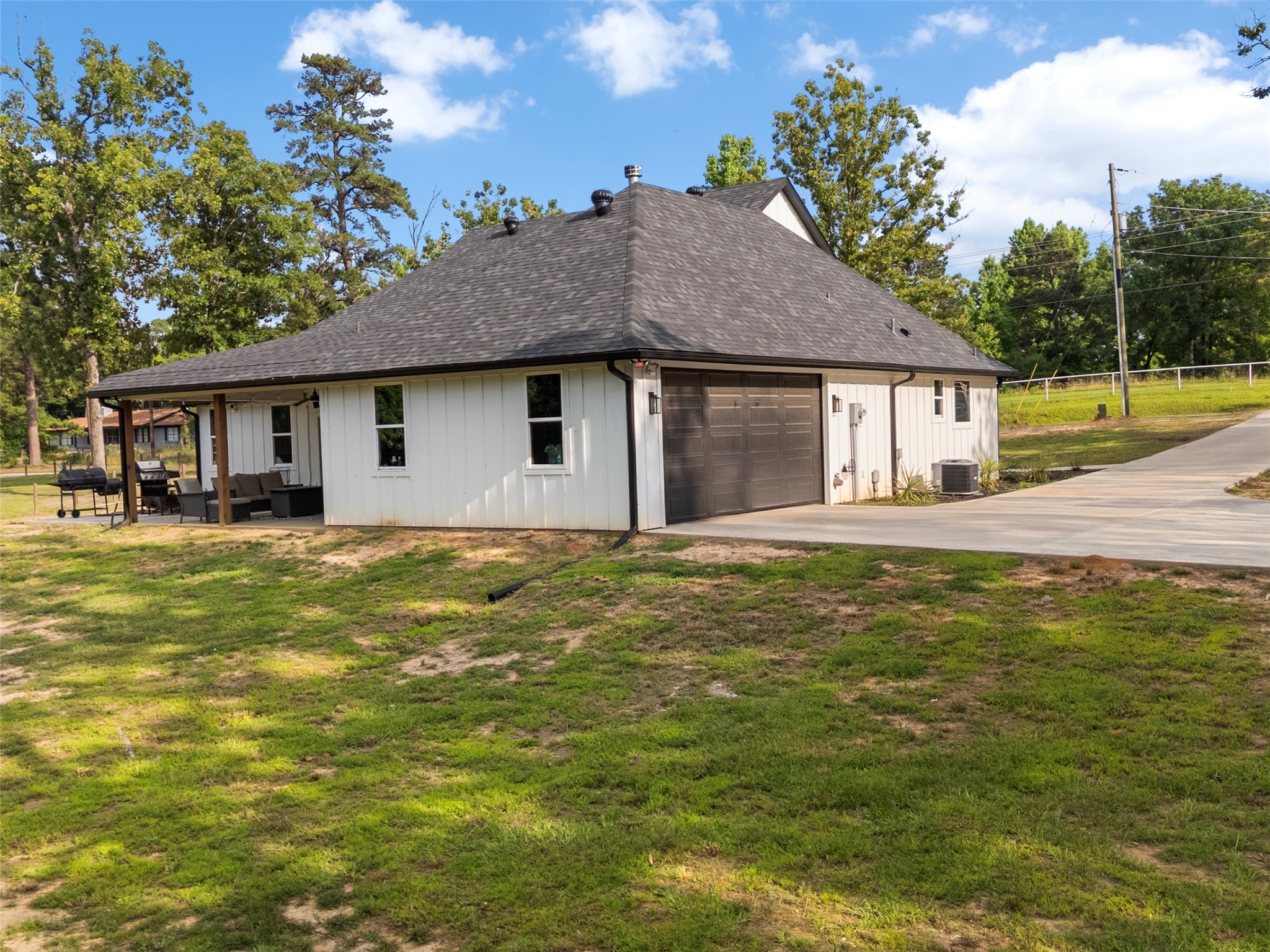 1562 N Willow Oak Road Gladewater TX 75647