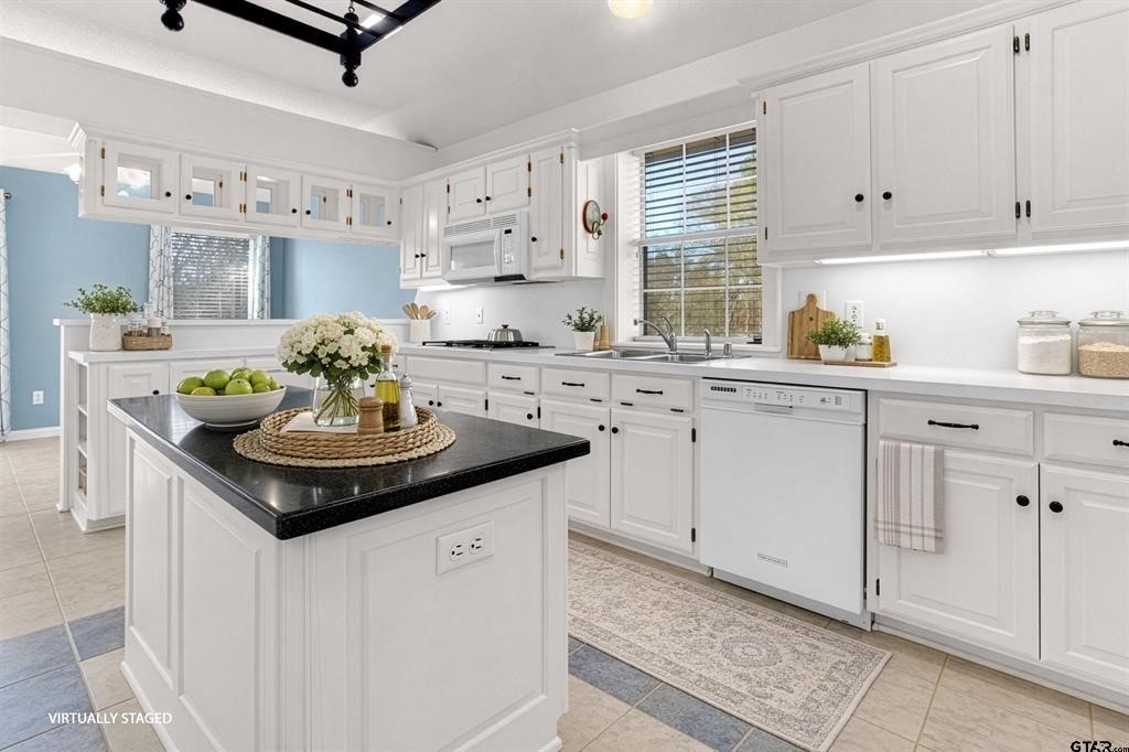 532 Dogwood Lane Hideaway TX 75771