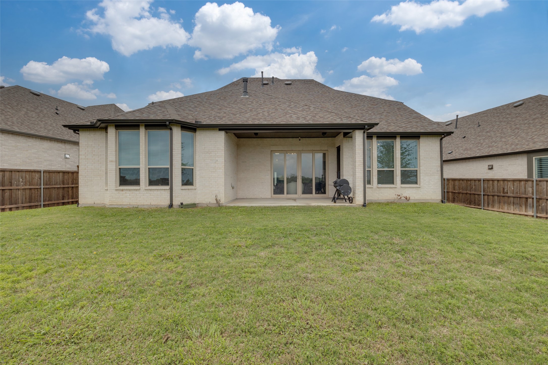2717 Oak Blossom Drive Mckinney TX 75071