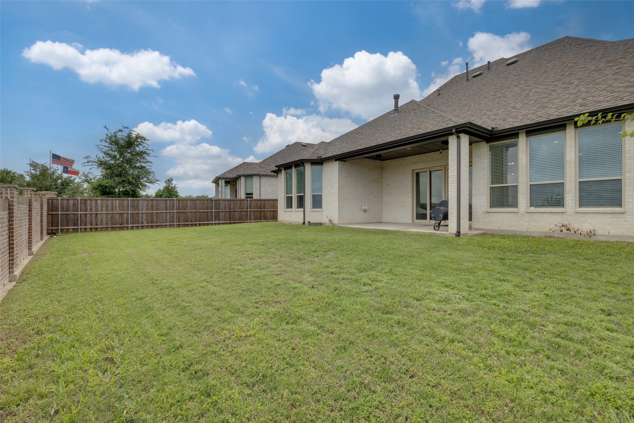 2717 Oak Blossom Drive Mckinney TX 75071