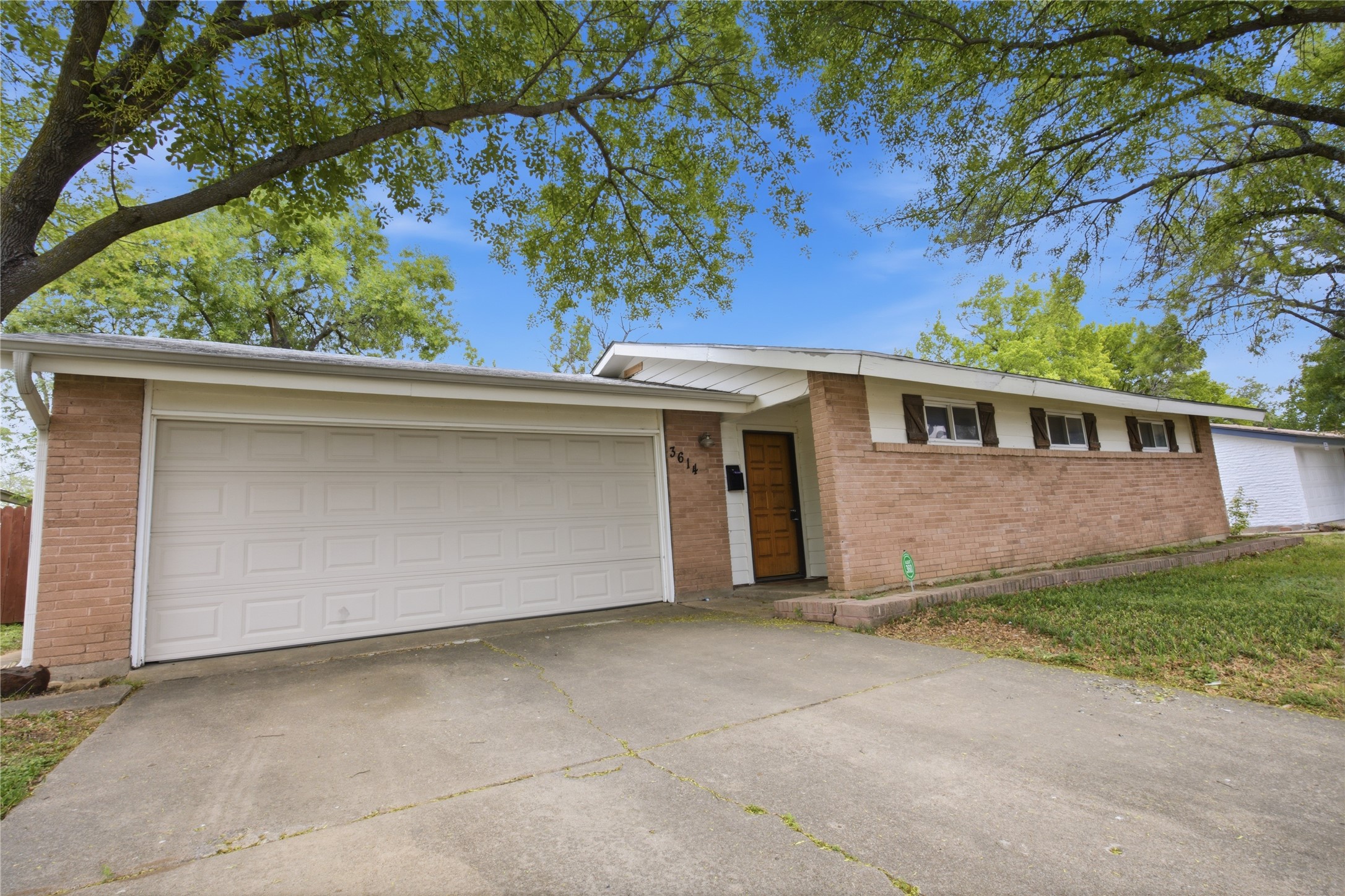 3614 Windsor Street Irving TX 75062