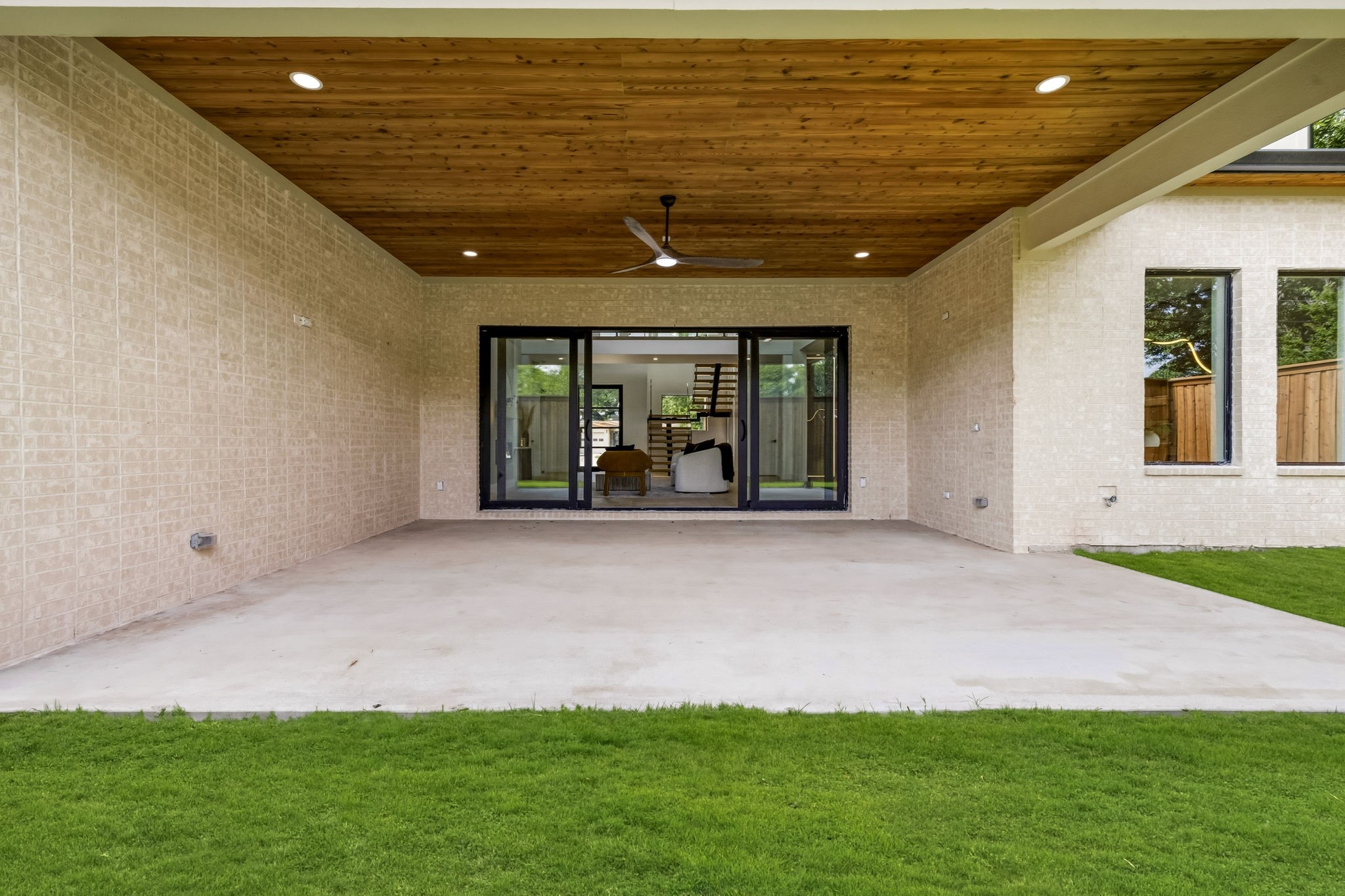 2644 Leta Mae Lane Farmers Branch TX 75234