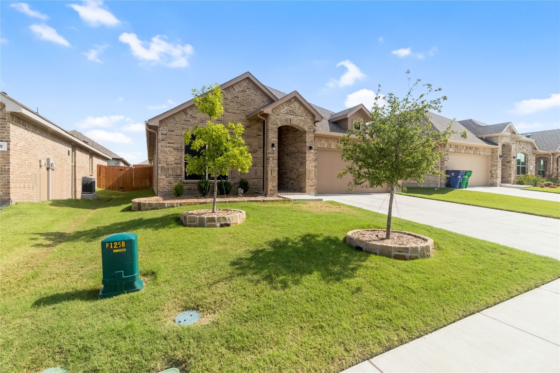 137 Wagon Mound Waxahachie TX 75167