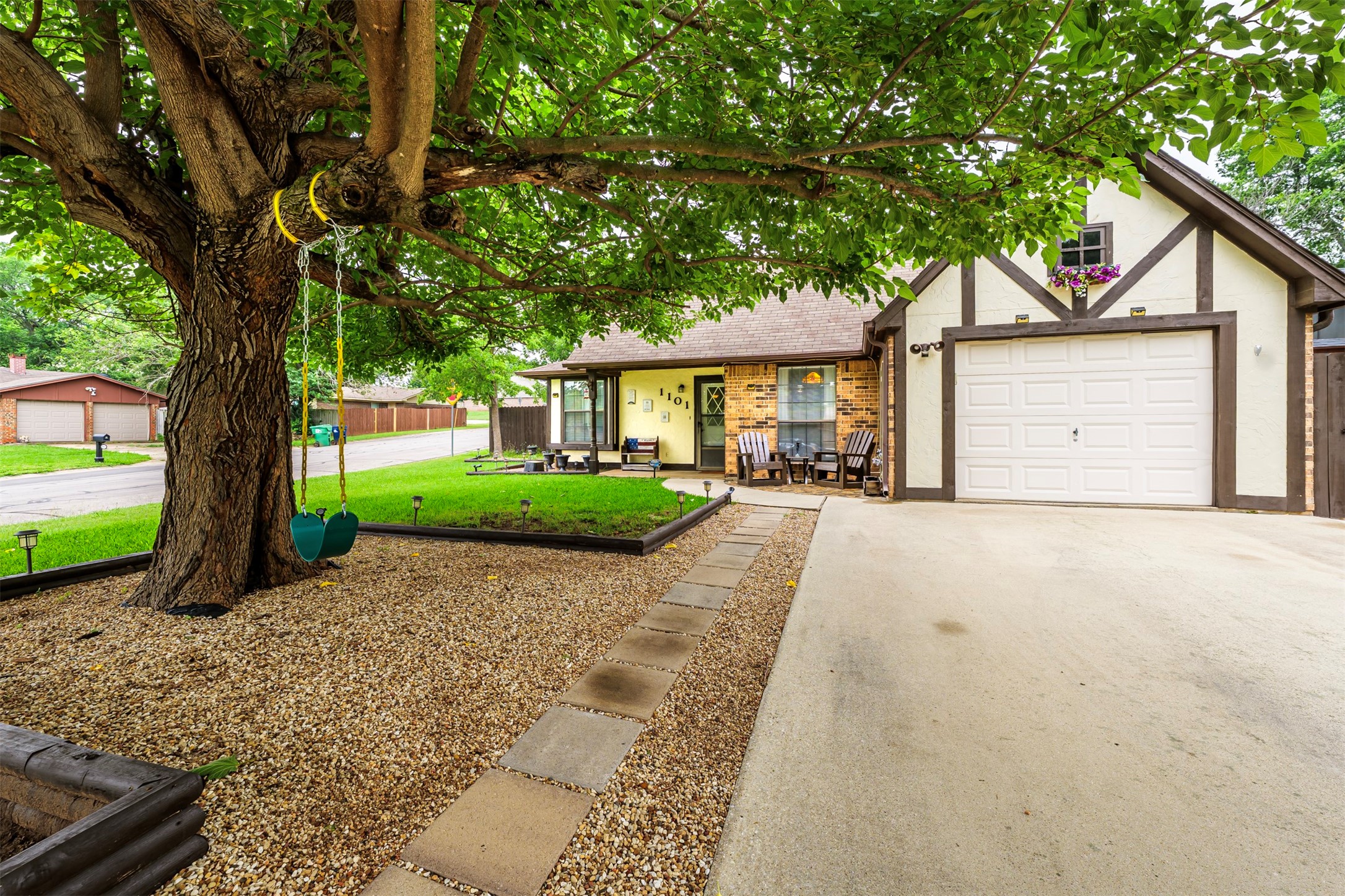 1101 Pin Oak Drive Denton TX 76209