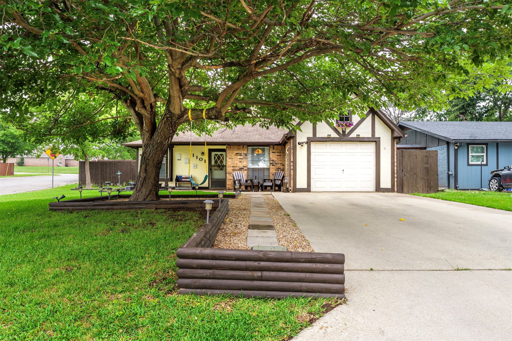 1101 Pin Oak Drive Denton TX 76209