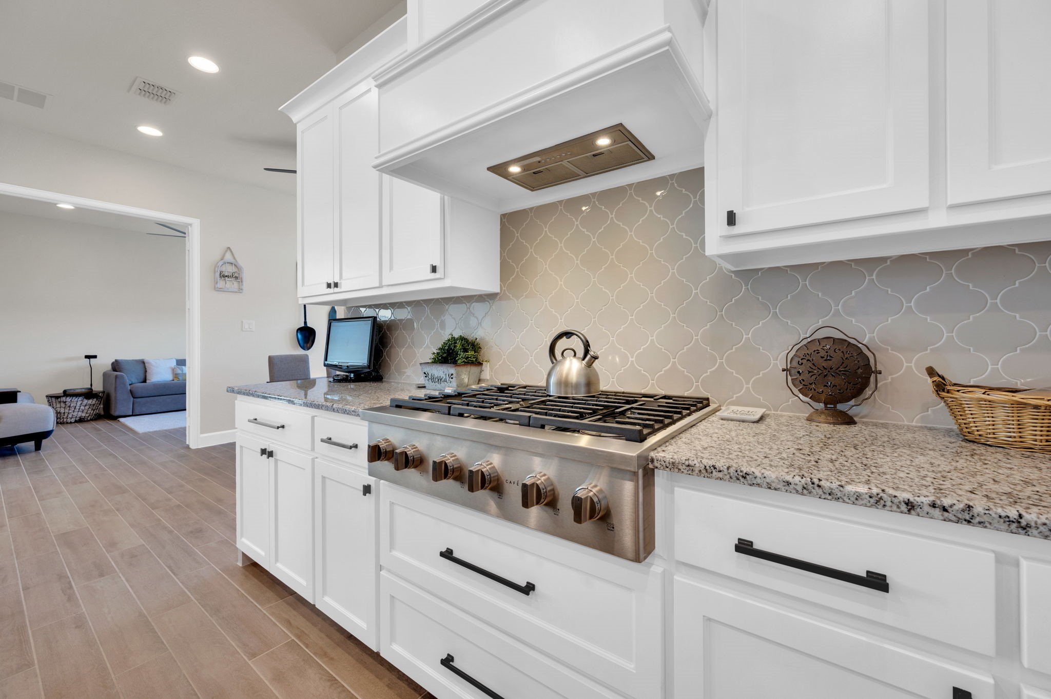 837 Peppervine Drive Waxahachie TX 75165