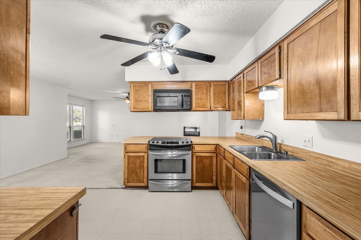2709 Willow Bend Bedford TX 76021