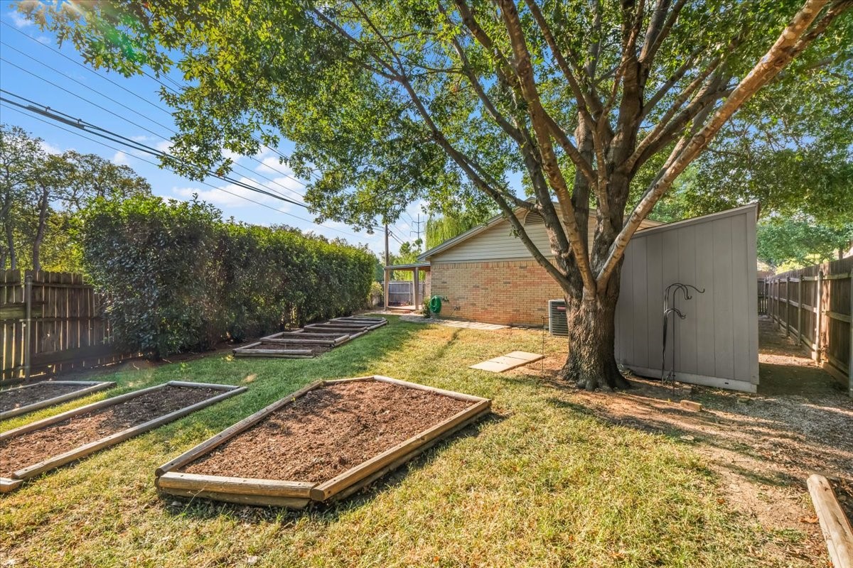 2709 Willow Bend Bedford TX 76021