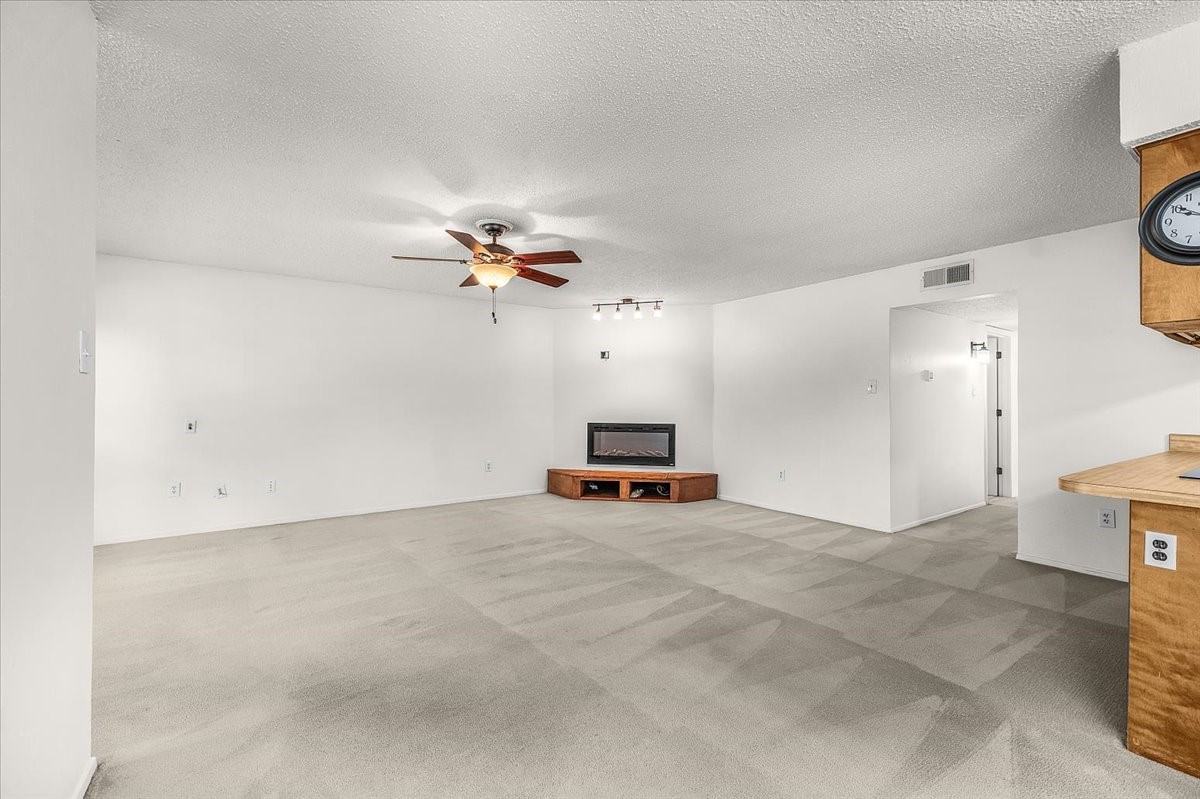 2709 Willow Bend Bedford TX 76021