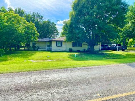 951 Business Highway 121 Trenton TX 75490