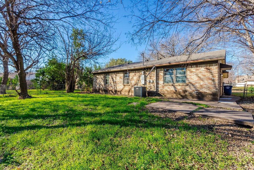 6110 Songwood Drive Dallas TX 75241