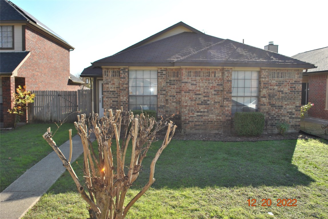 1118 Southpointe Drive Desoto TX 75115