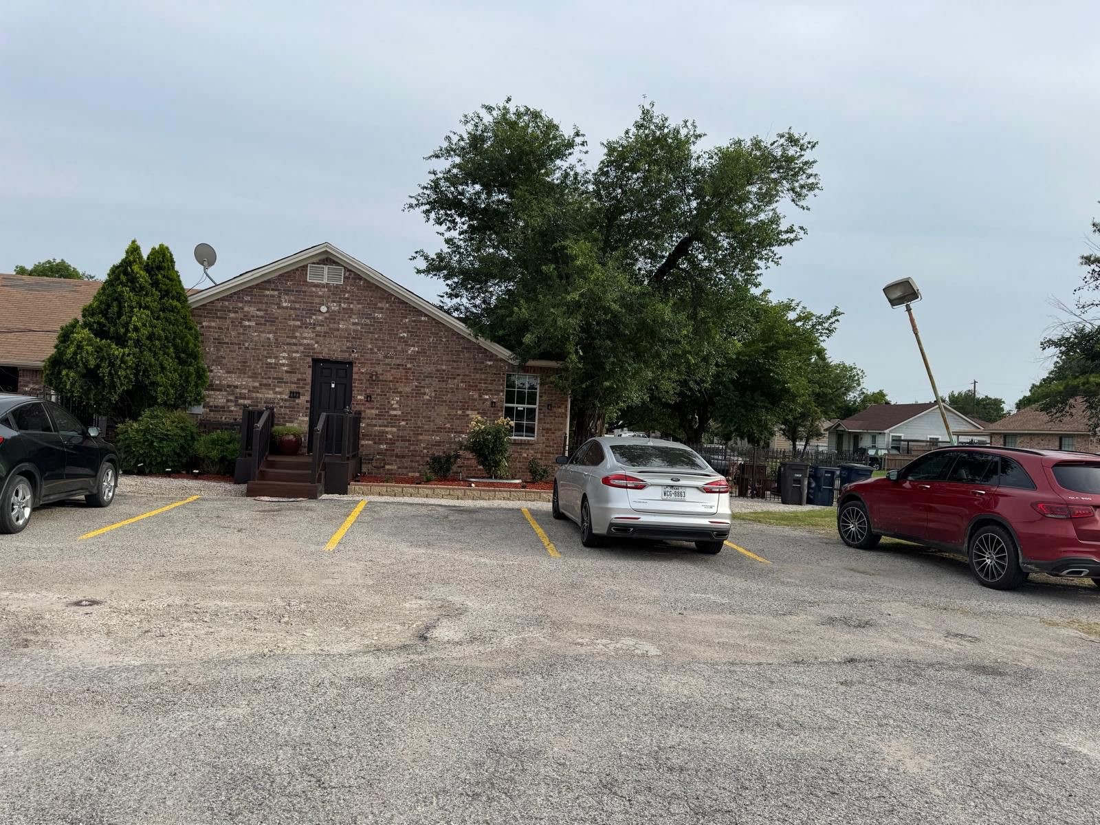 2340 N Chandler Drive E Fort Worth TX 76111