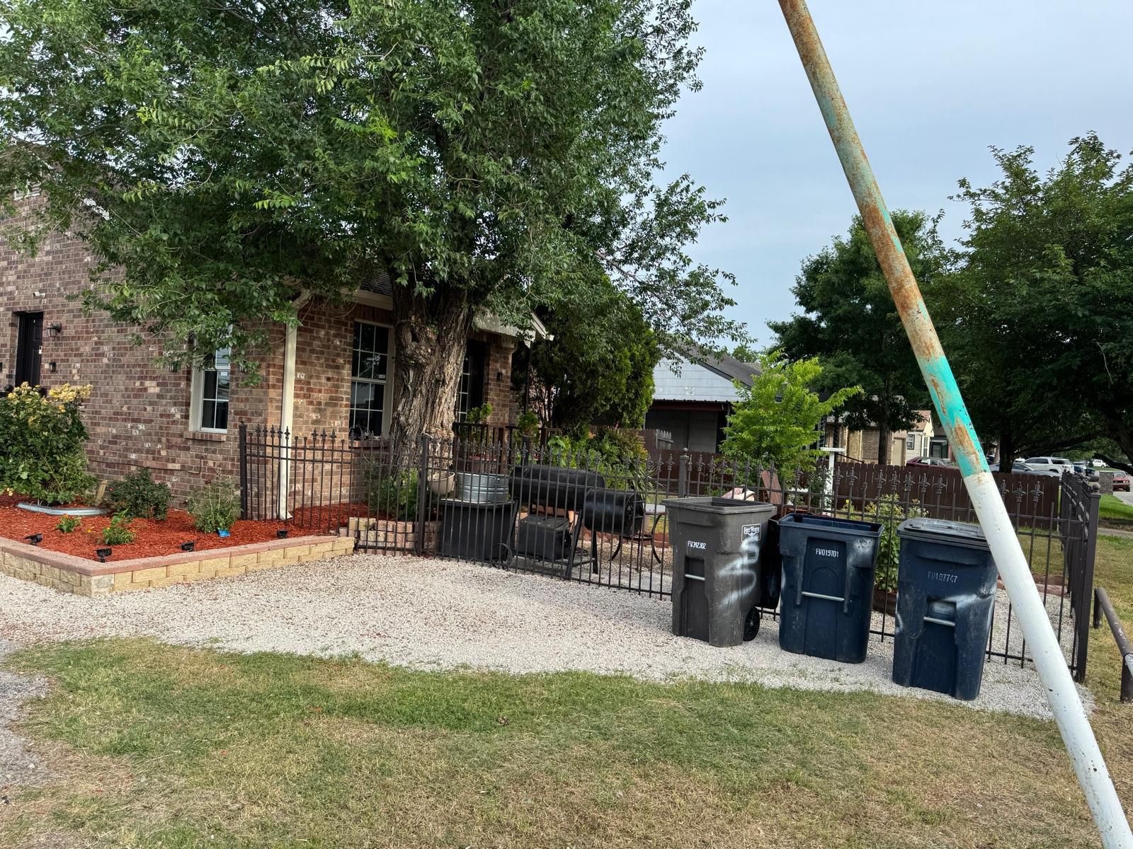 2340 N Chandler Drive E Fort Worth TX 76111