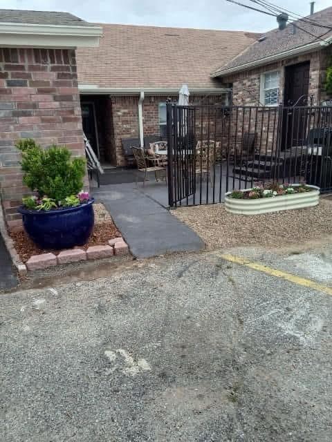 2340 N Chandler Drive E Fort Worth TX 76111