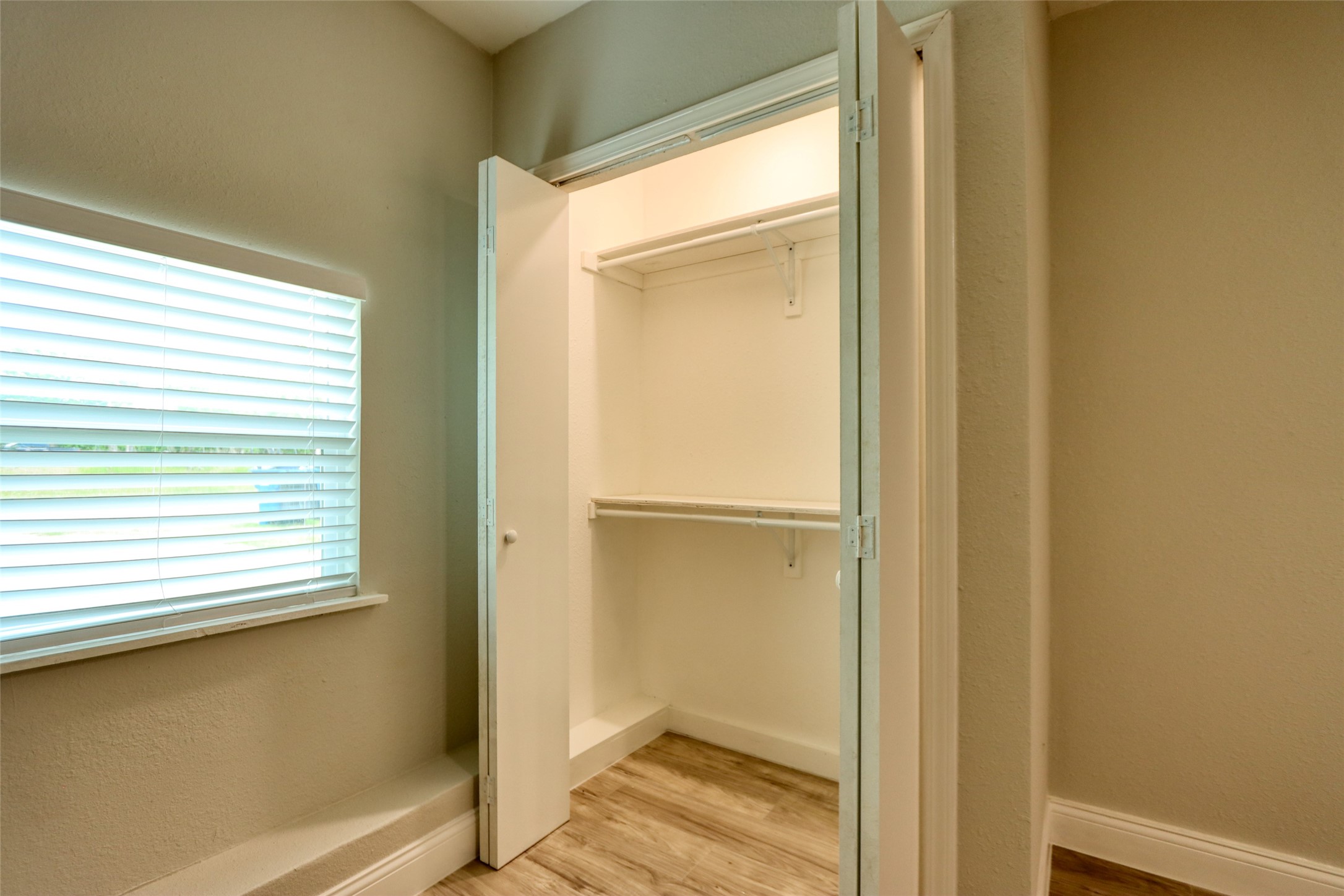 201 Mclendon Mexia TX 76667
