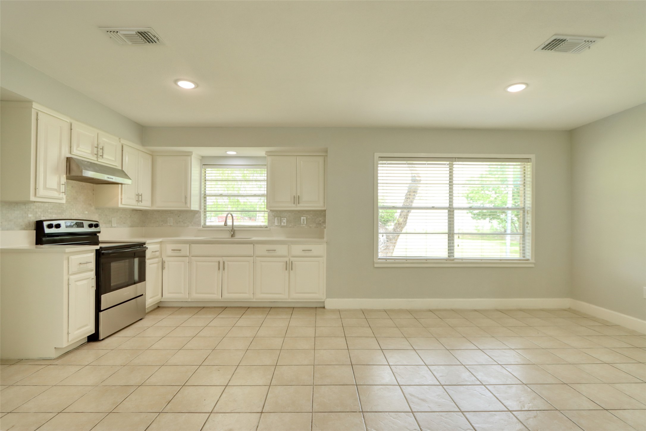 201 Mclendon Mexia TX 76667