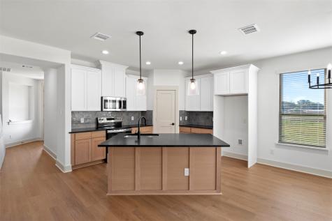 713 Escovedo Drive Italy TX 76651