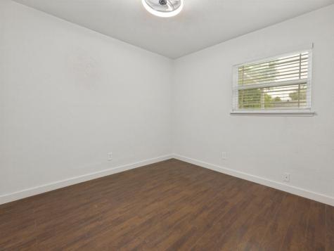 1502 Deepwood Drive Garland TX 75040