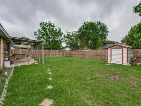 1502 Deepwood Drive Garland TX 75040