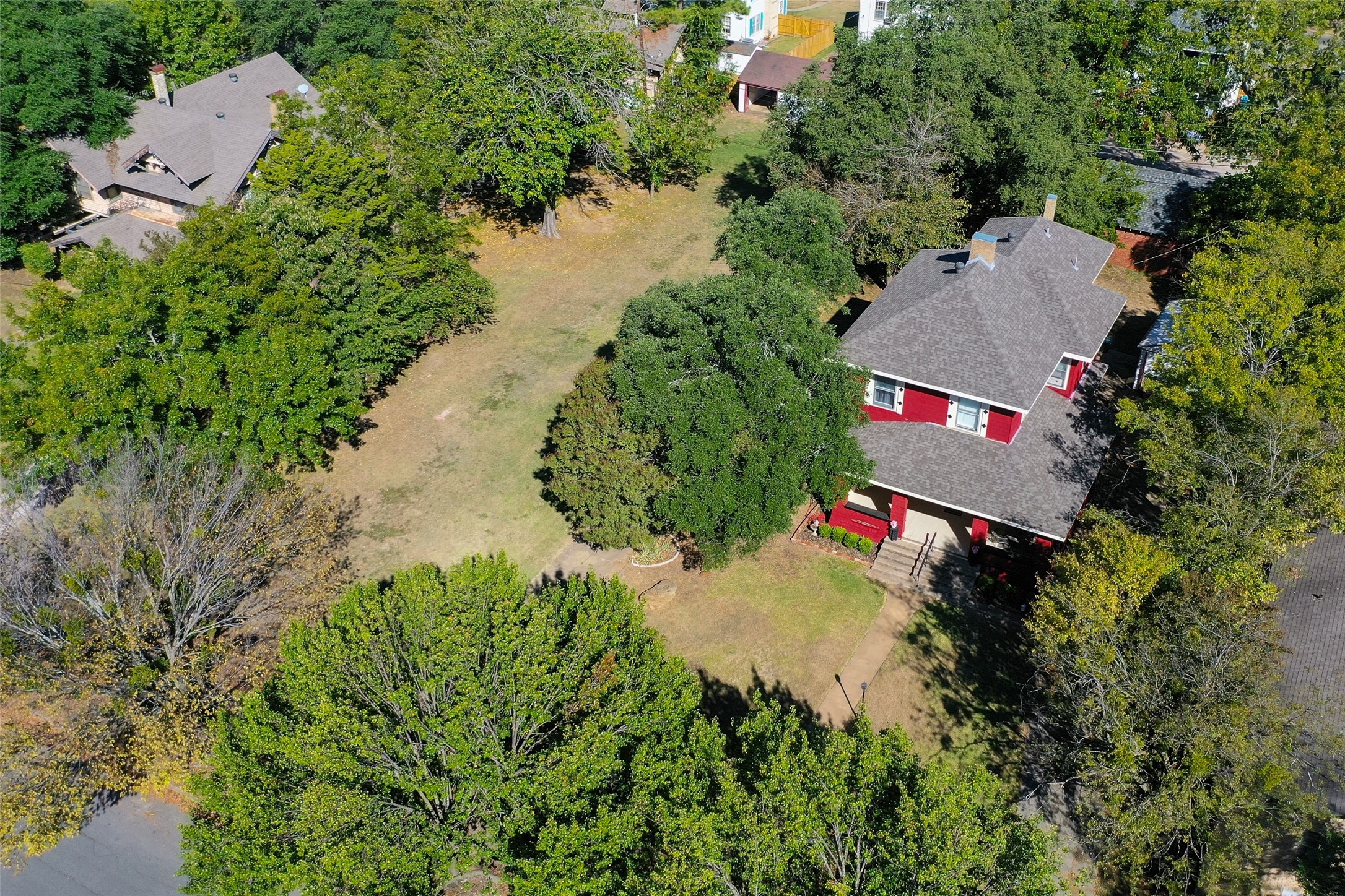 1111 W Sears Street Denison TX 75020