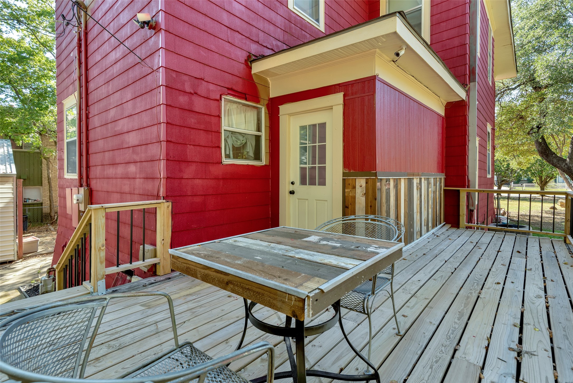 1111 W Sears Street Denison TX 75020