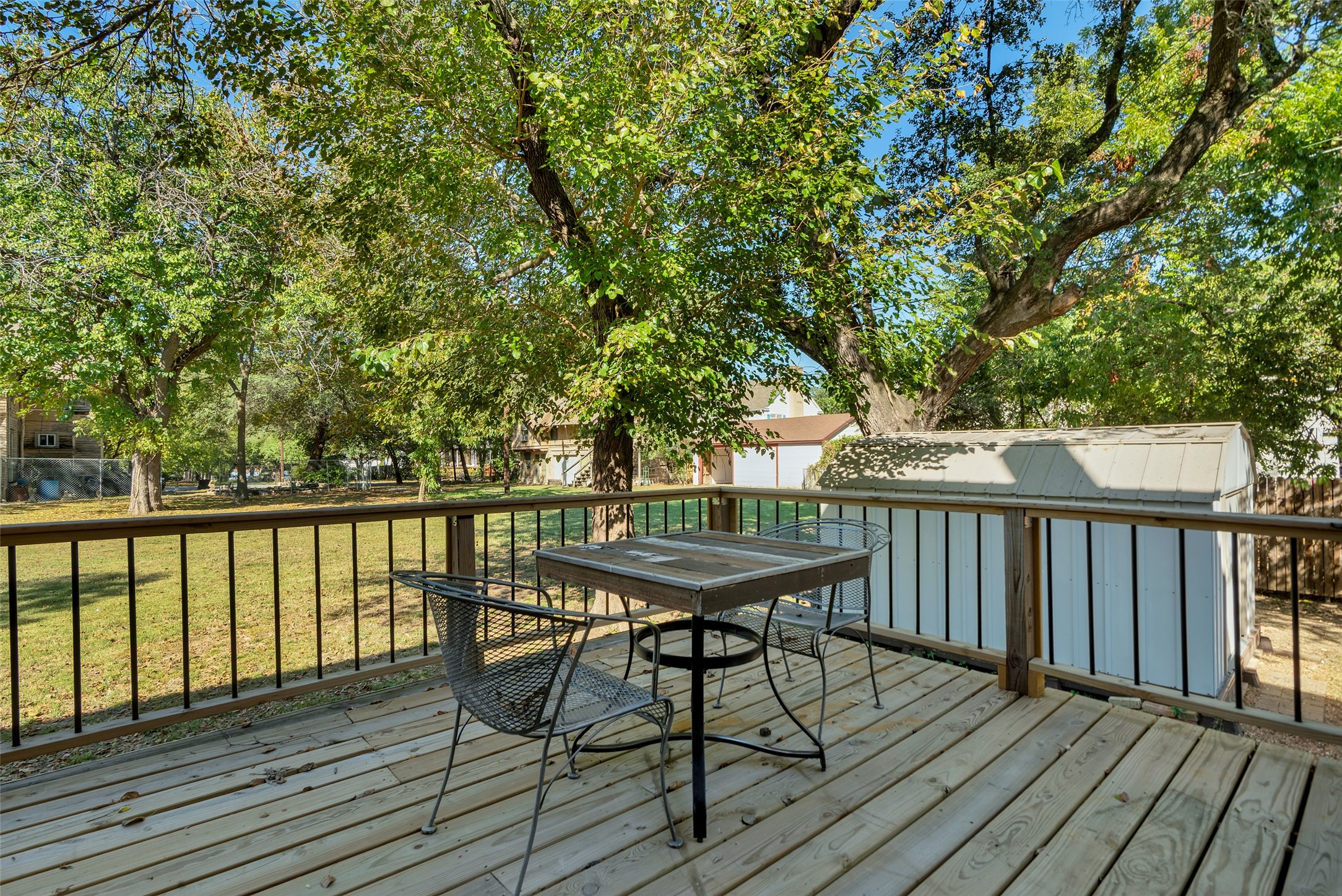 1111 W Sears Street Denison TX 75020