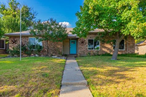 3213 Poteet Drive Mesquite TX 75150