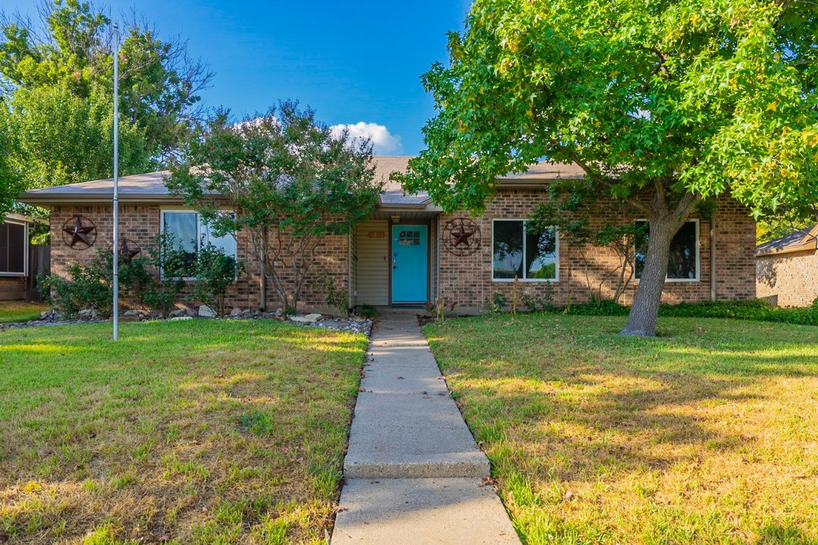 3213 Poteet Drive Mesquite TX 75150