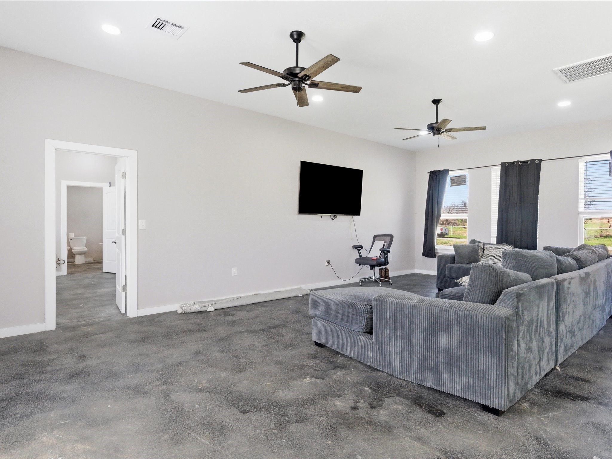715 County Road 4599 Boyd TX 76023