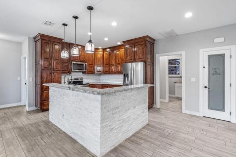 130 Elk Cove Stephenville TX 76401