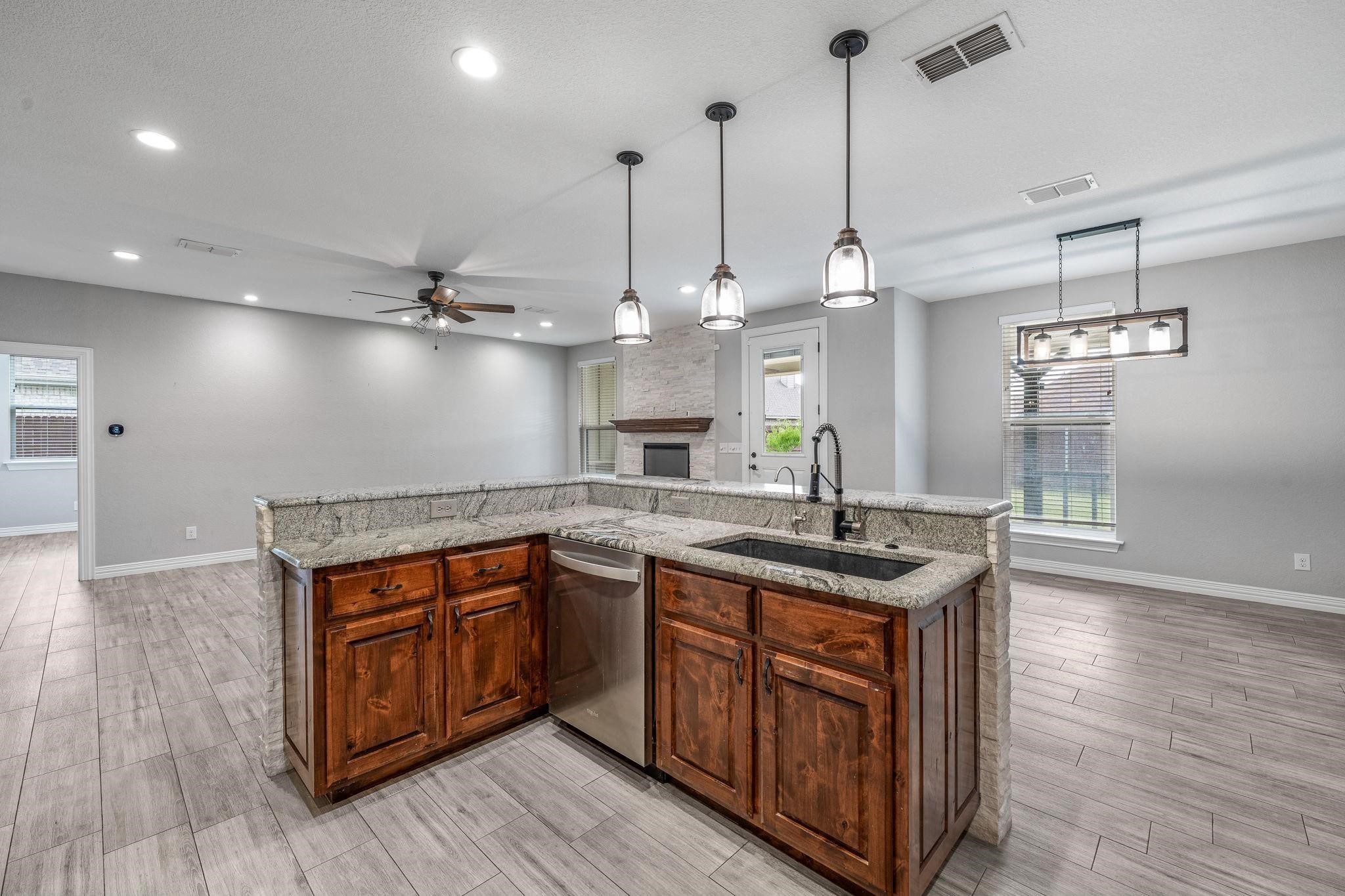 130 Elk Cove Stephenville TX 76401
