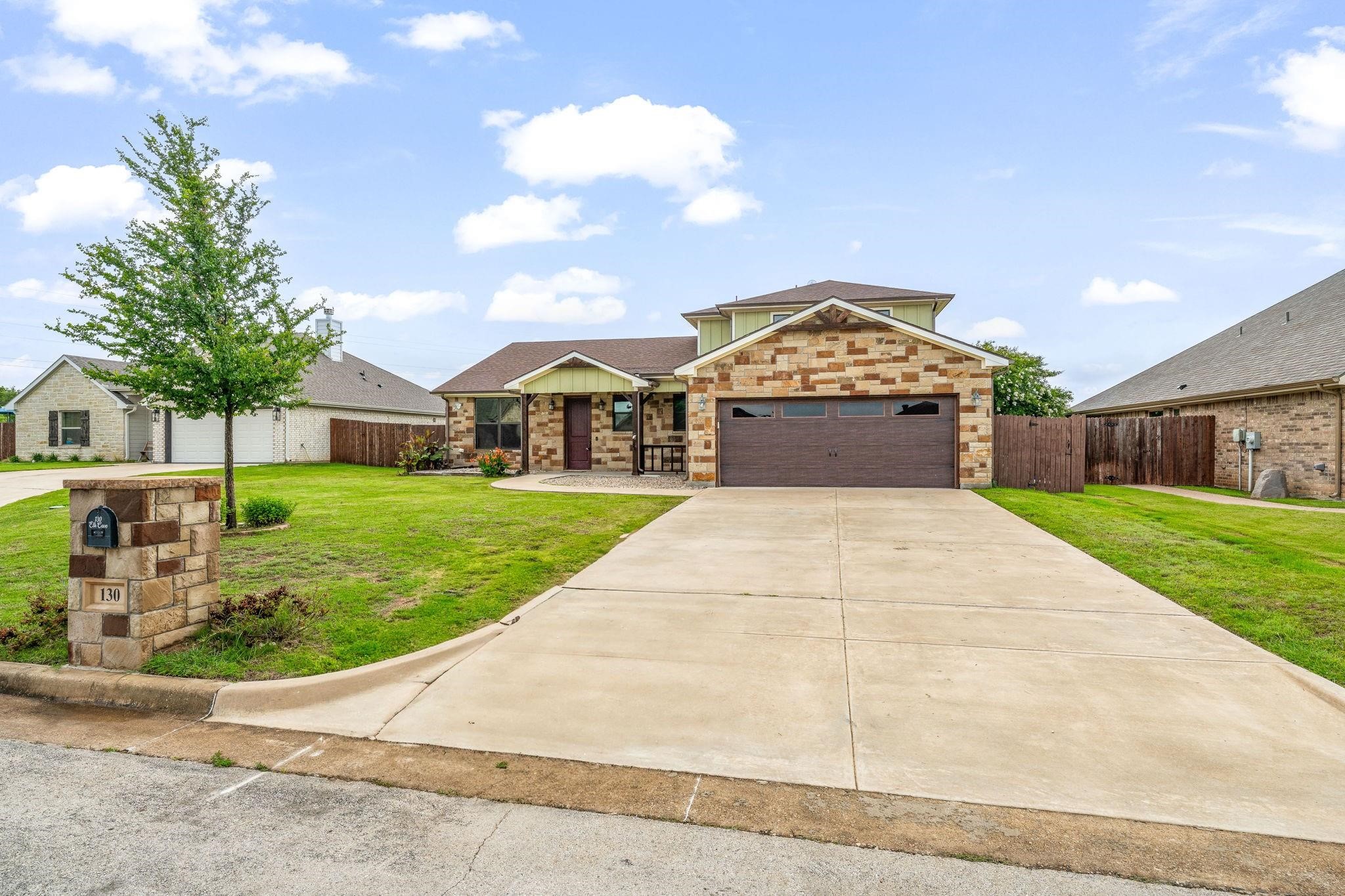 130 Elk Cove Stephenville TX 76401