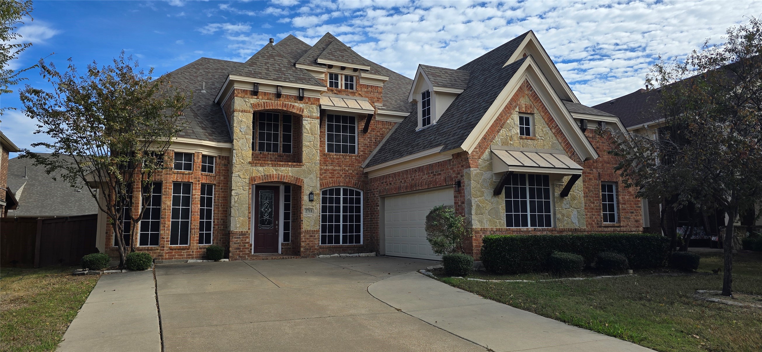 2711 Explorador Grand Prairie TX 75054