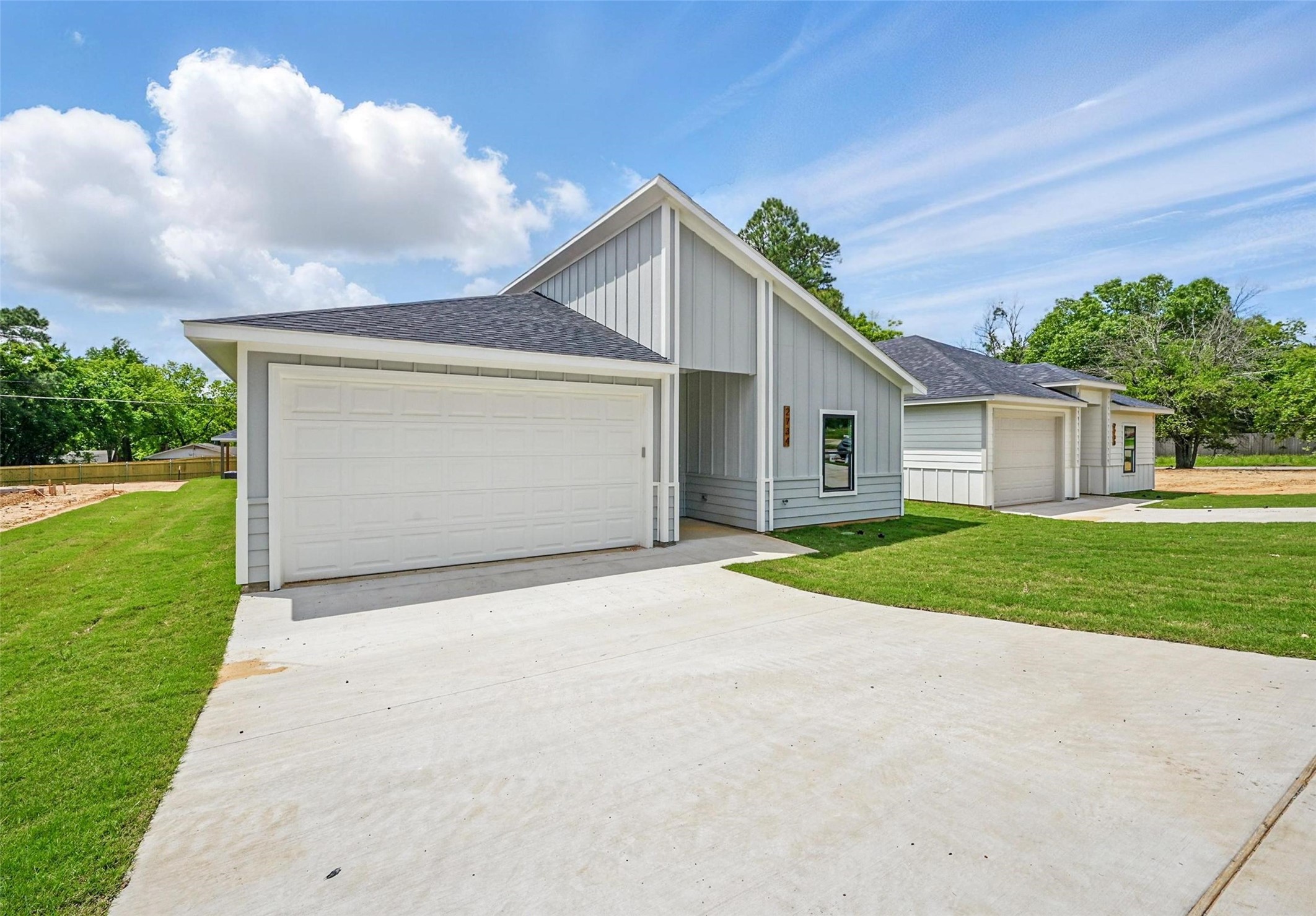 2734 W Washington Street Denison TX 75020