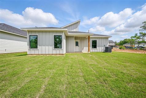 2734 W Washington Street Denison TX 75020