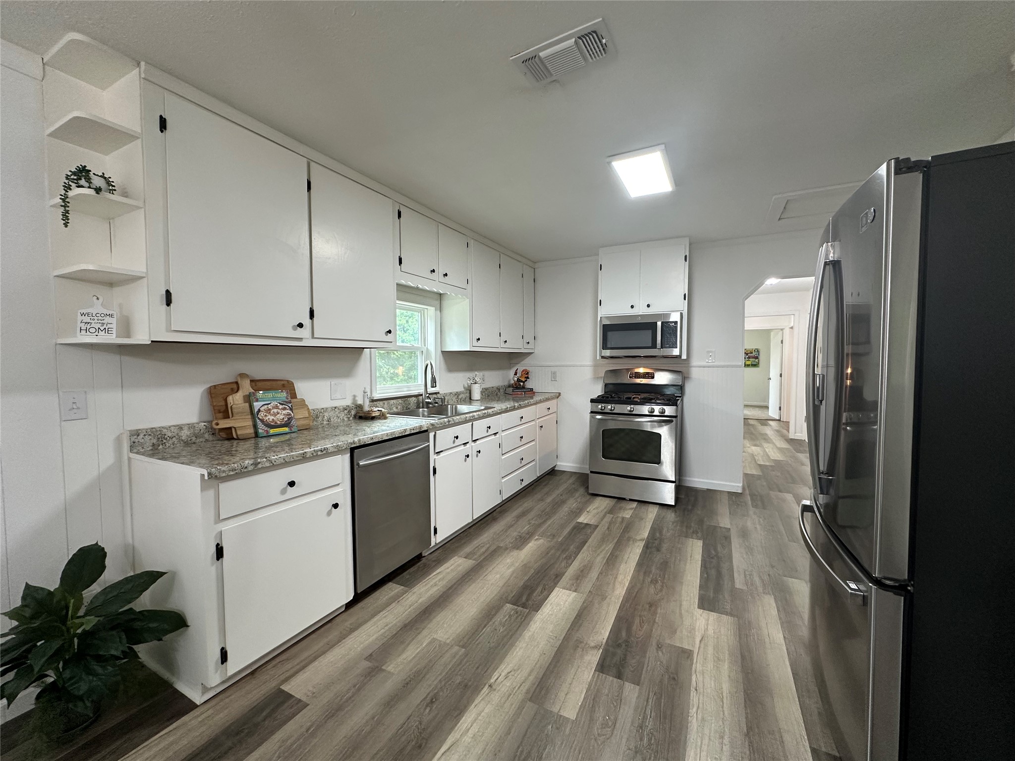 203 Eastover Drive Early TX 76802
