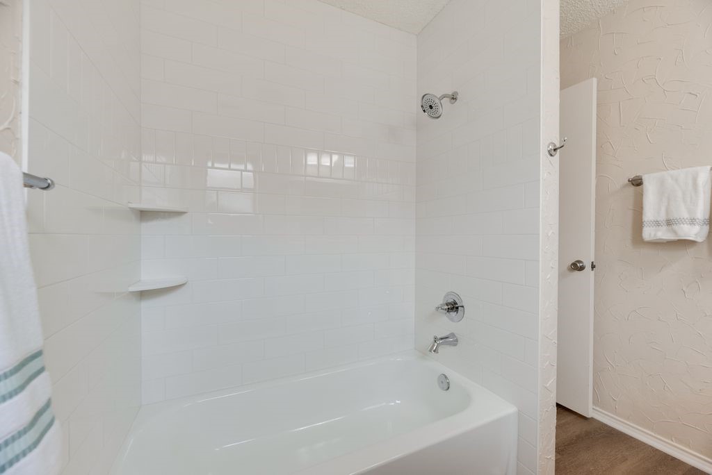 6217 Green Apple Court Watauga TX 76148