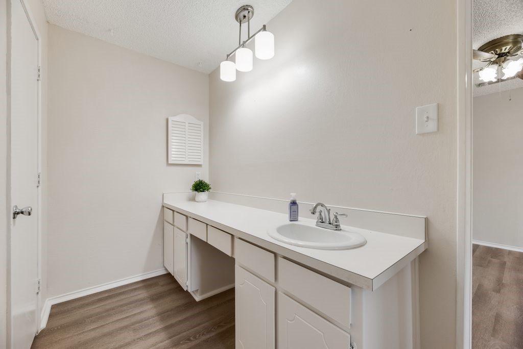 6217 Green Apple Court Watauga TX 76148
