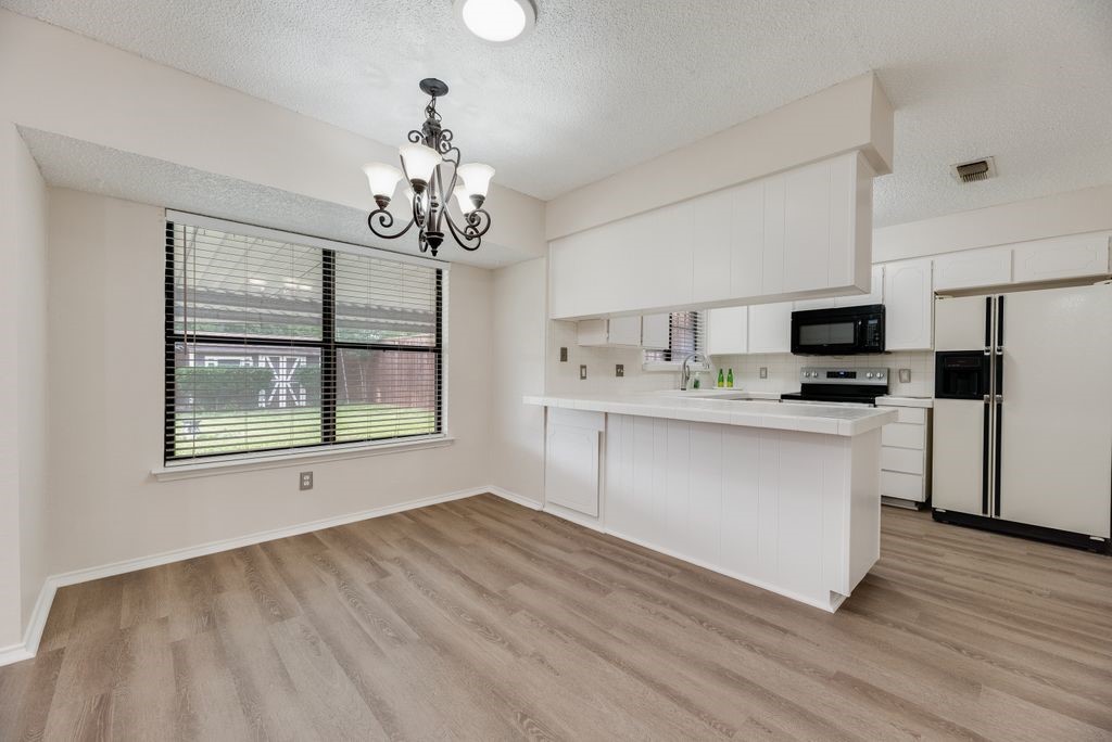 6217 Green Apple Court Watauga TX 76148