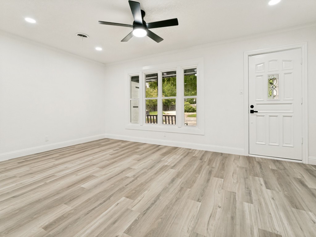 429 Harmon Road Hurst TX 76053