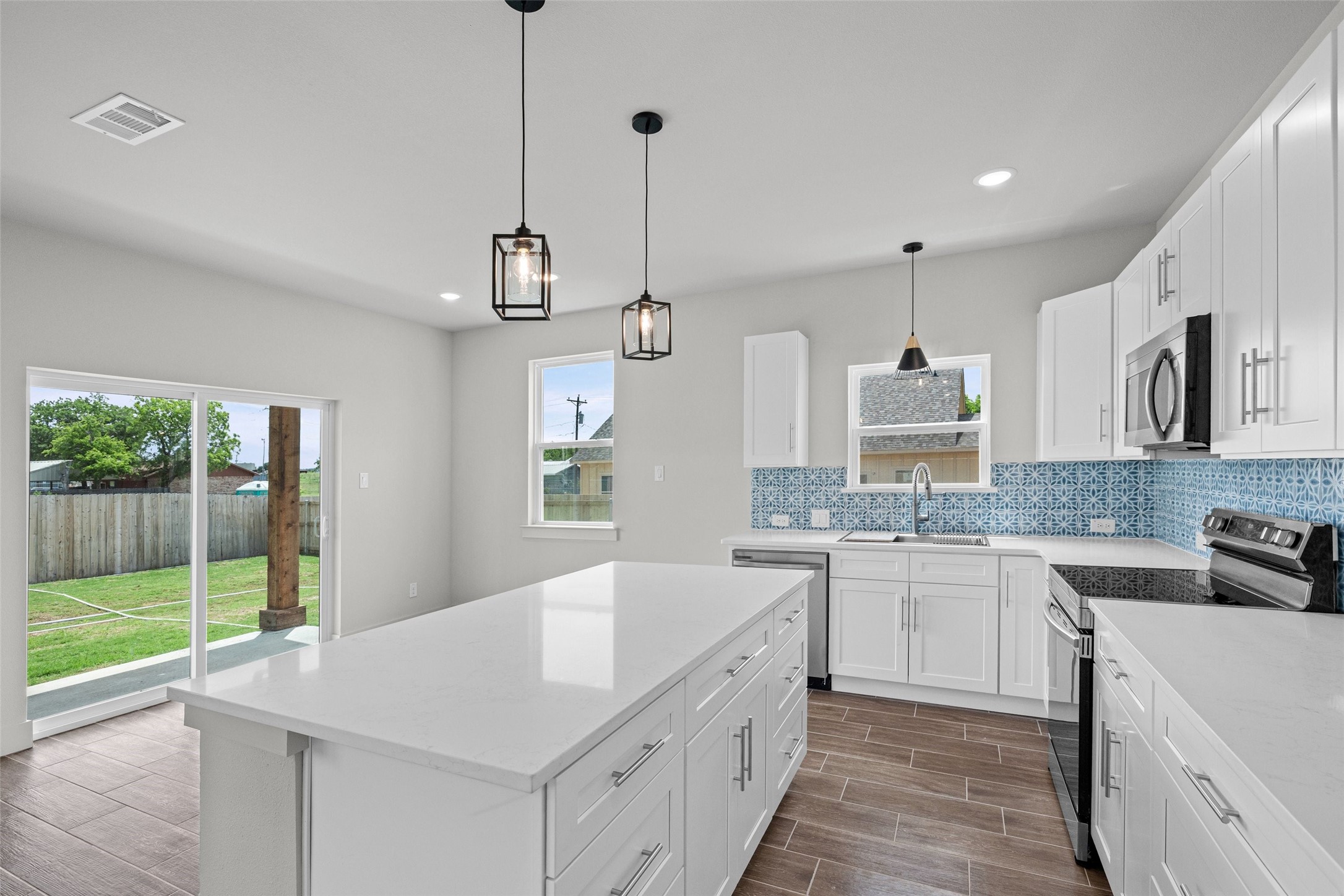 702 Perkins Court Granbury TX 76048